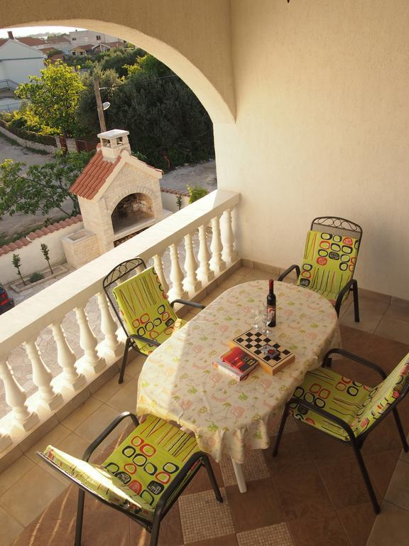 Bunari Apartments Трибунь Экстерьер фото