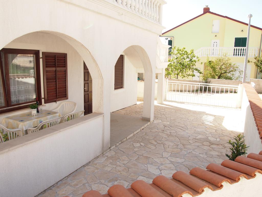 Bunari Apartments Трибунь Экстерьер фото